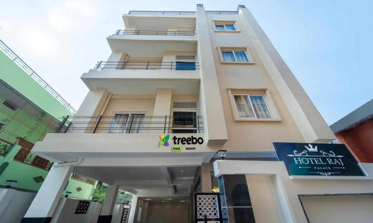 Treebo Raj Palace Hotel - Varanasi — Photos 3